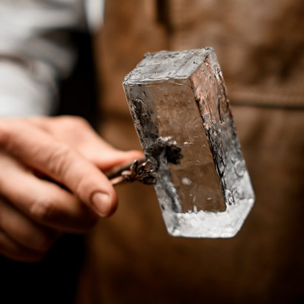 Premium Crystal Clear Long Ice Cubes (Collins Spears) - Image 3